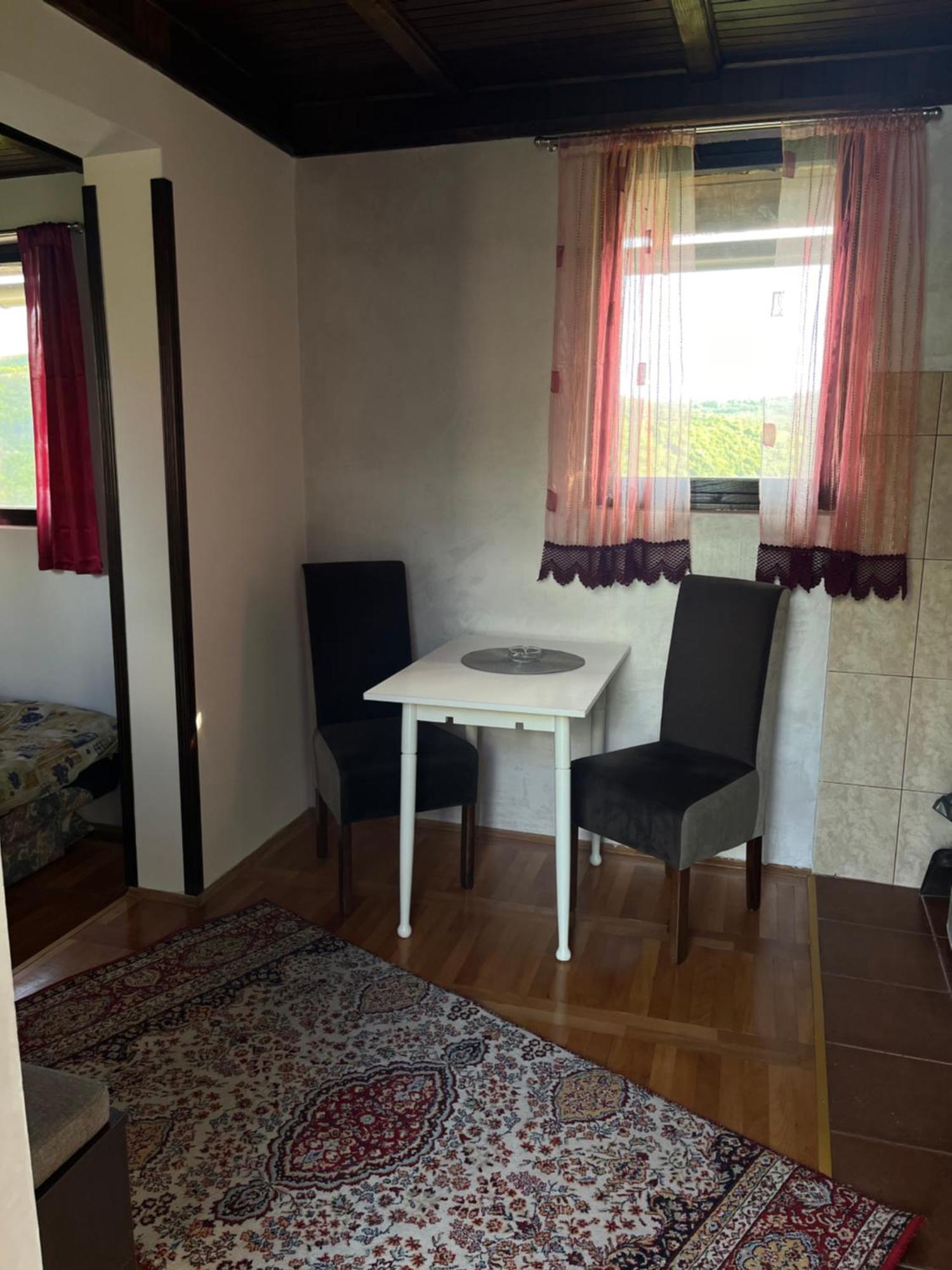 Apartman Jezero Vrutci Užice Exterior foto